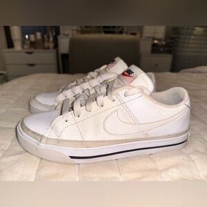 Women’s Nike Court Legacy- Size 7